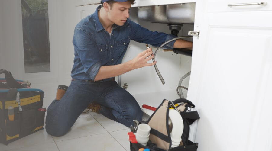 Burst Pipe Repair in Jonesboro, TX